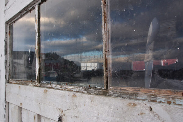 Fenster mit Messer