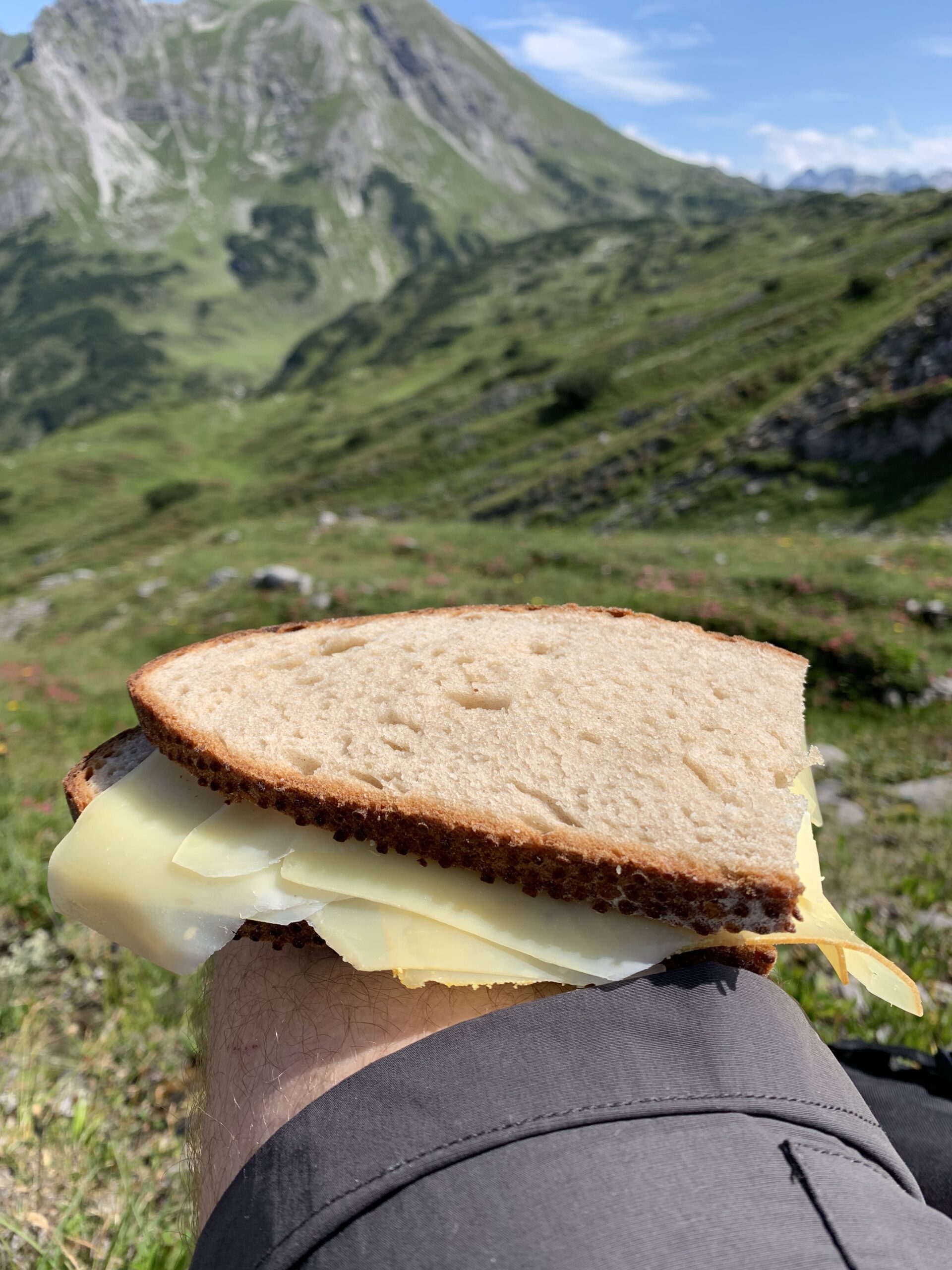 Brotzeit – Zwischem Koblatpass und Gemstelpass