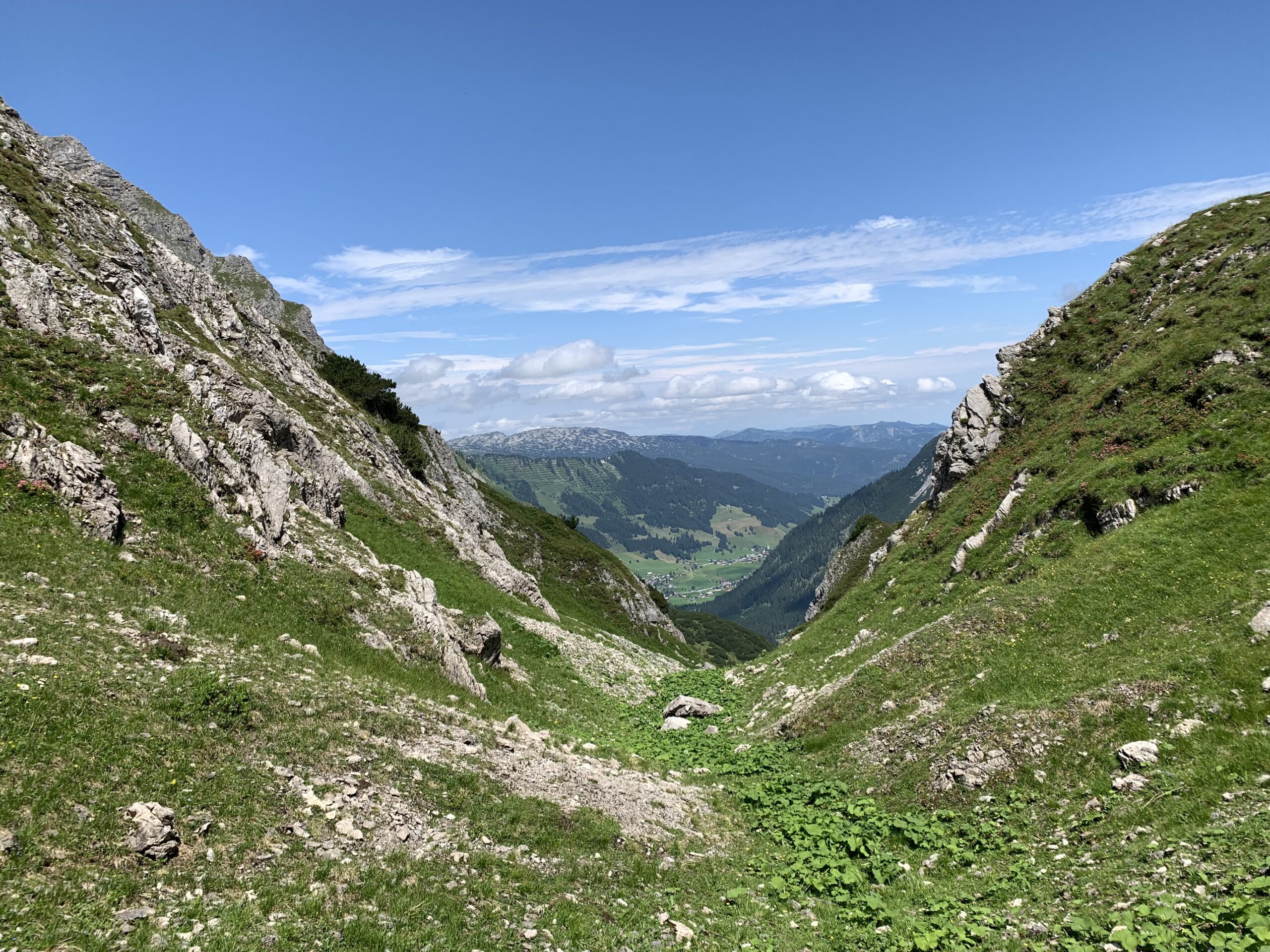 Blick hinüber nach Mittelberg (Kleinwalsertal)
