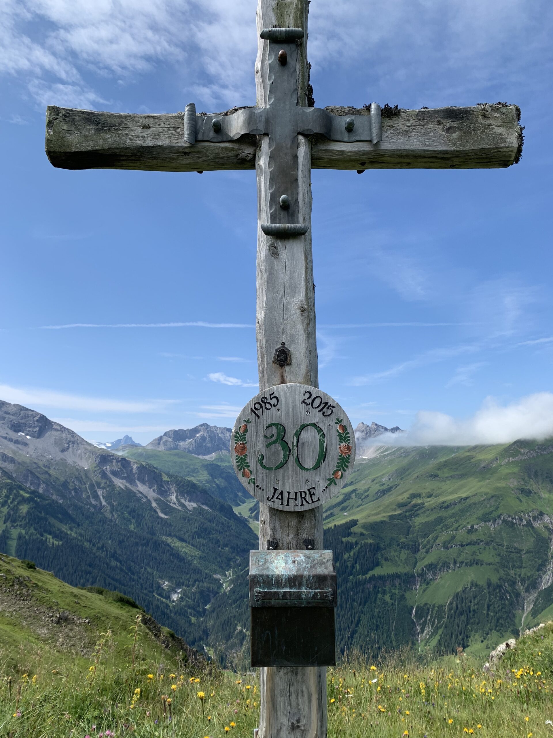 Gipfelkreuz Hahnleskopf (2210m)