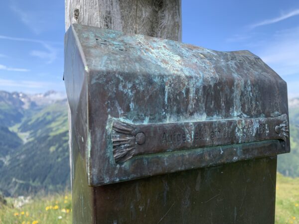 Gipfelkreuz Hahnleskopf (2210m)